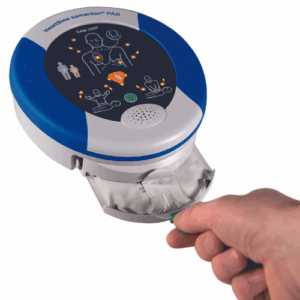 _HeartSine Samaritan PAD 500P AED - Pads Removal Hand - 500x500